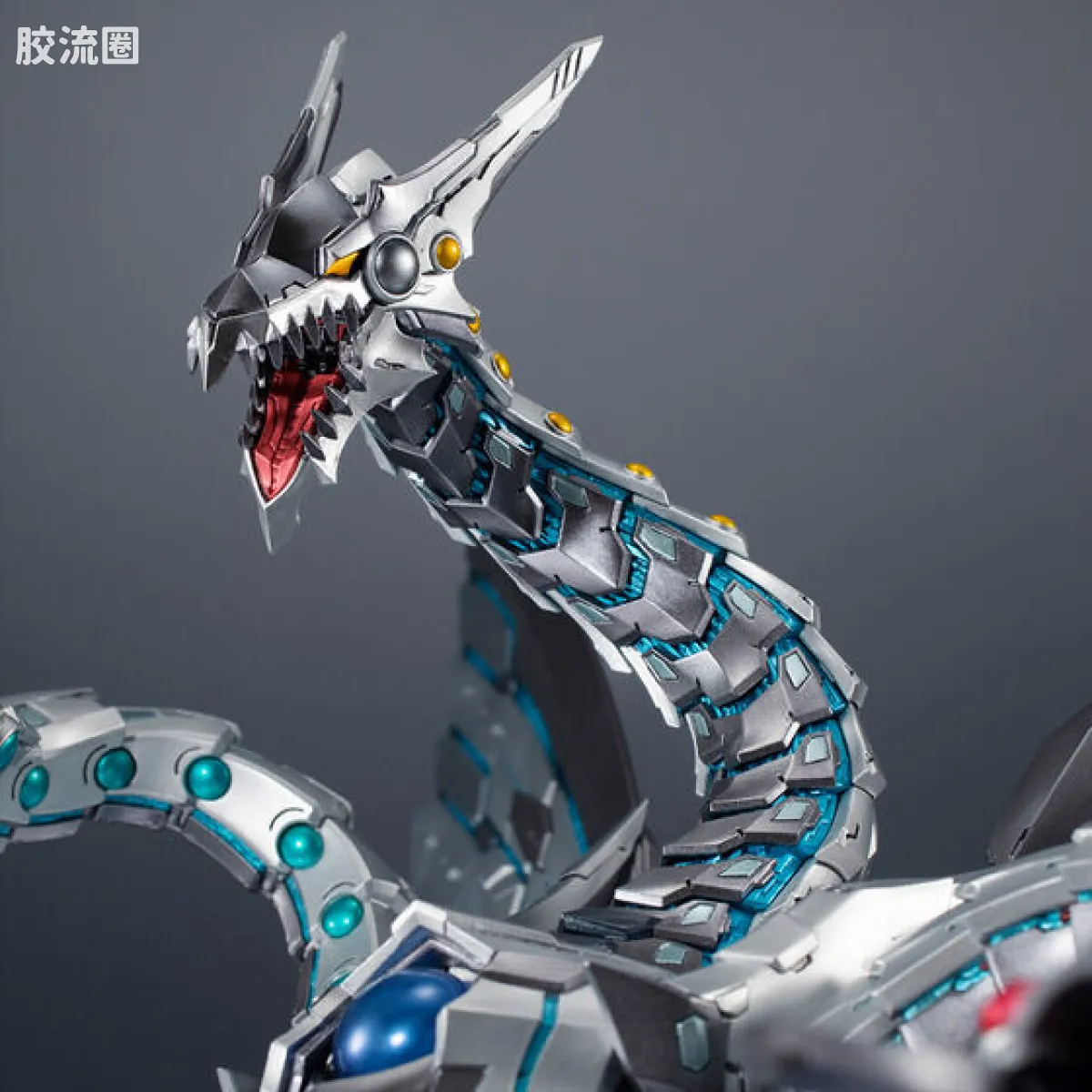 Mega House 手办系列 Art Works Monsters(A.W.M或称AWM) 电子终结龙 - 图片